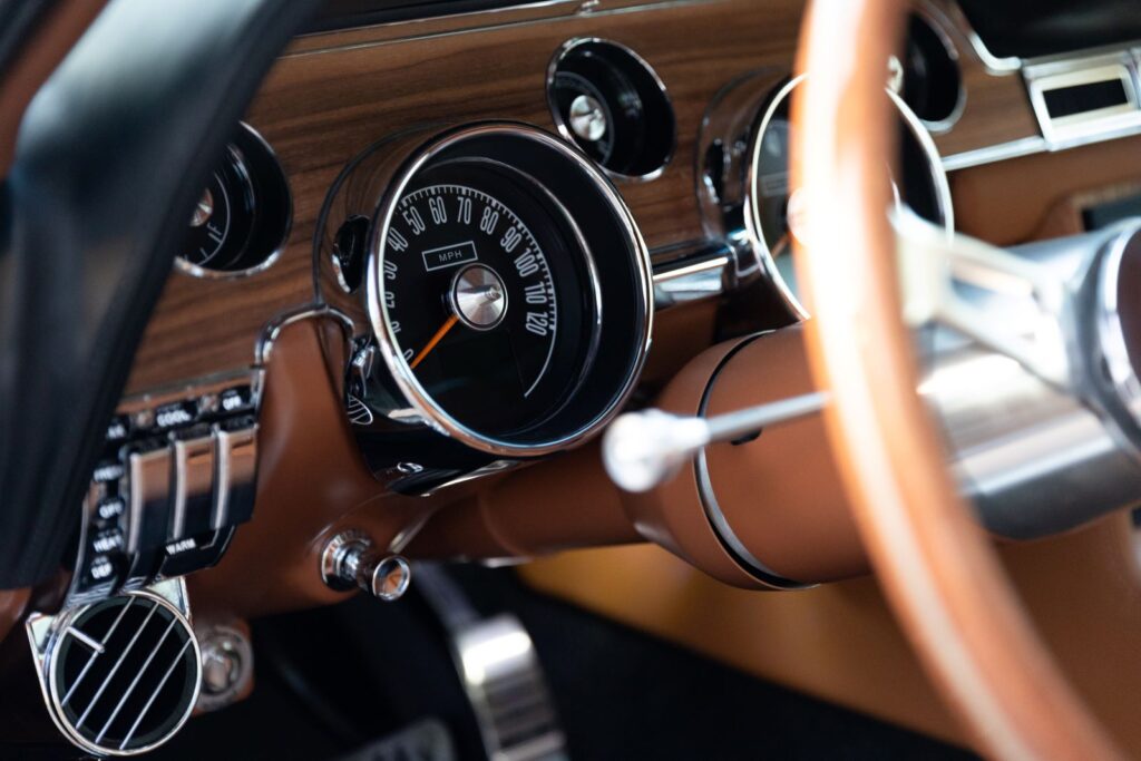 1968 Shelby GT500KR Interior Console and Gear Lever 21