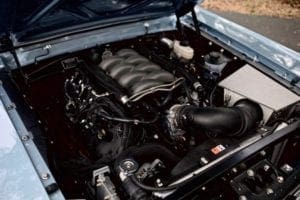 1966-revology-mustang-convertible-silverblue-12