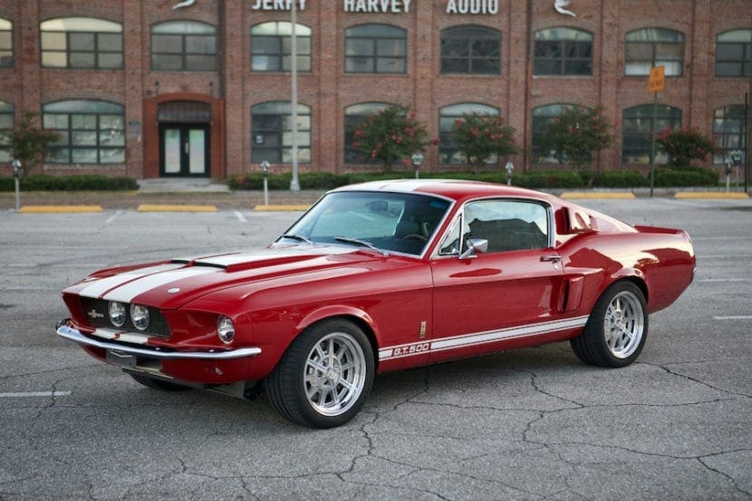 1967 Shelby GT500 - Revology Cars