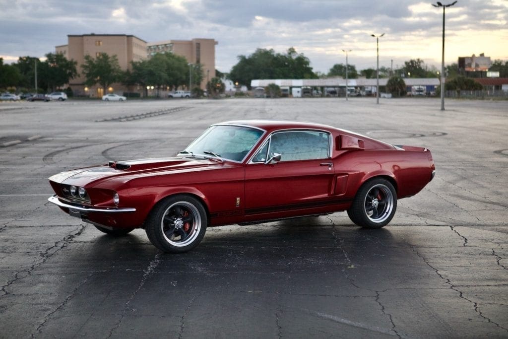 Classic Ford Mustangs: Revology Cars Registry