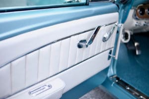 Revology-mustang-gt-convertible-1966-tahoeturquoise-17