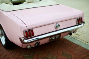 revology-1966-mustang-gt-convertible-playmate-pink-7