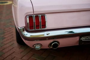 revology-1966-mustang-gt-convertible-playmate-pink-8