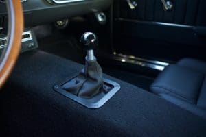 revology-shelby-gt350-wimbledonwhite-110-10