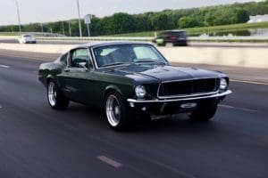 revology-mustang-gt-1968-highland-green-116-30