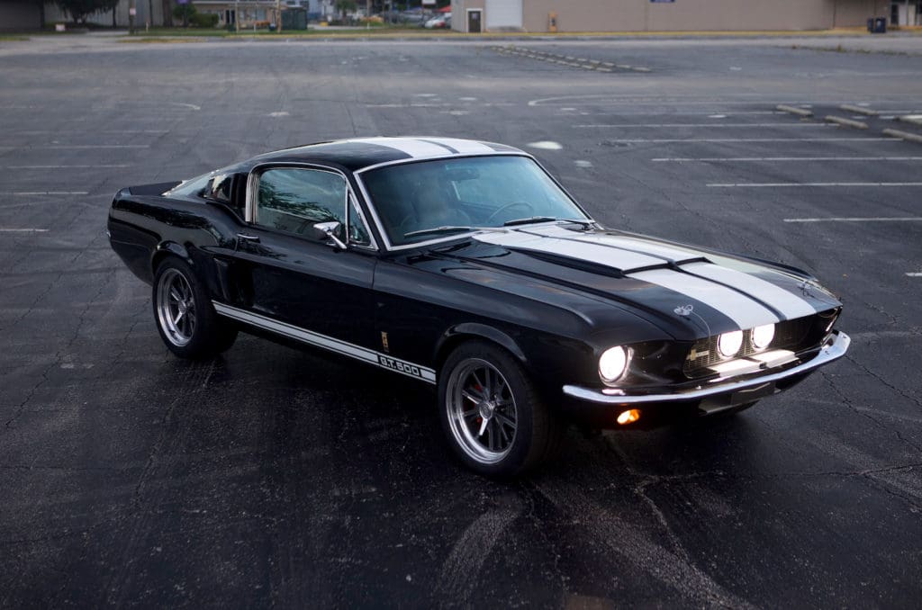 Classic Ford Mustangs: Revology Cars Registry