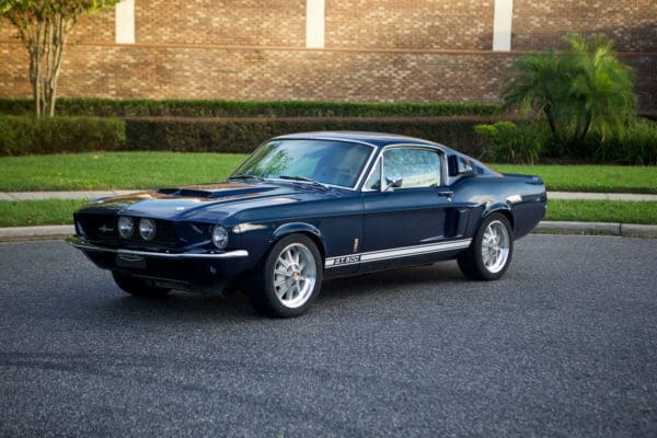 Classic Ford Mustangs: Revology Cars Registry