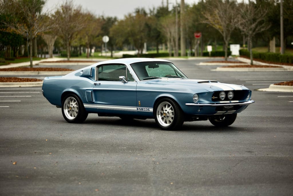 Classic Ford Mustangs: Revology Cars Registry