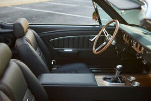 revology-1966-mustang-convertible-vintageburgundy-144-25