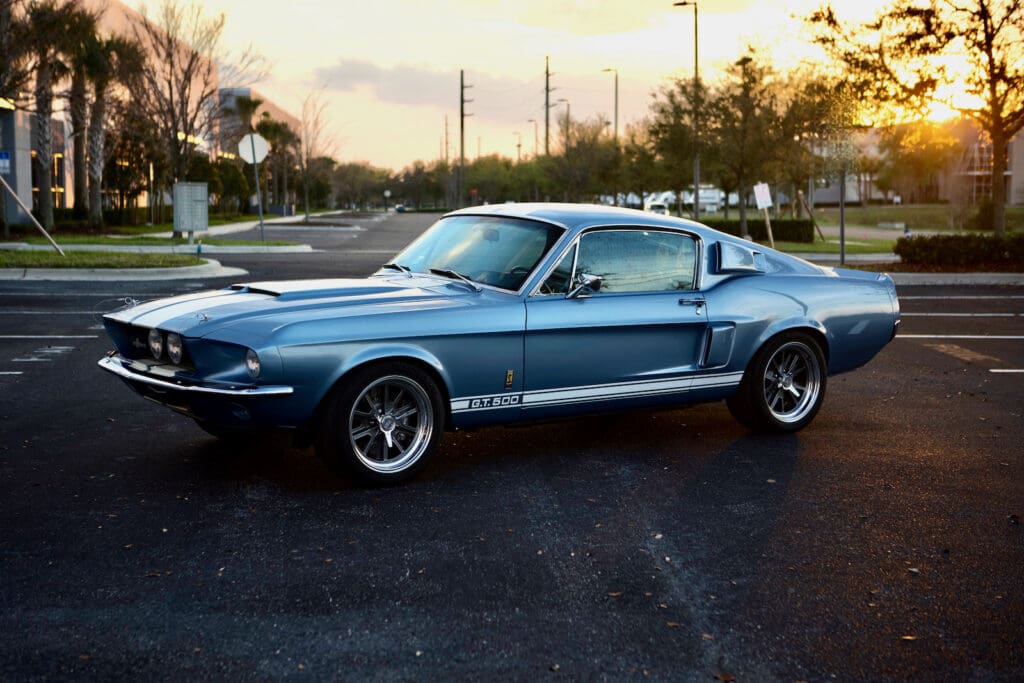 Classic Ford Mustangs: Revology Cars Registry