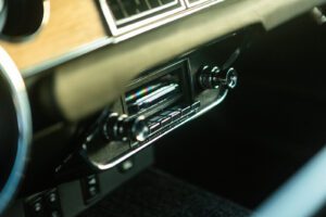 1968-revology-gt-fastback-highlandgreen-170-53