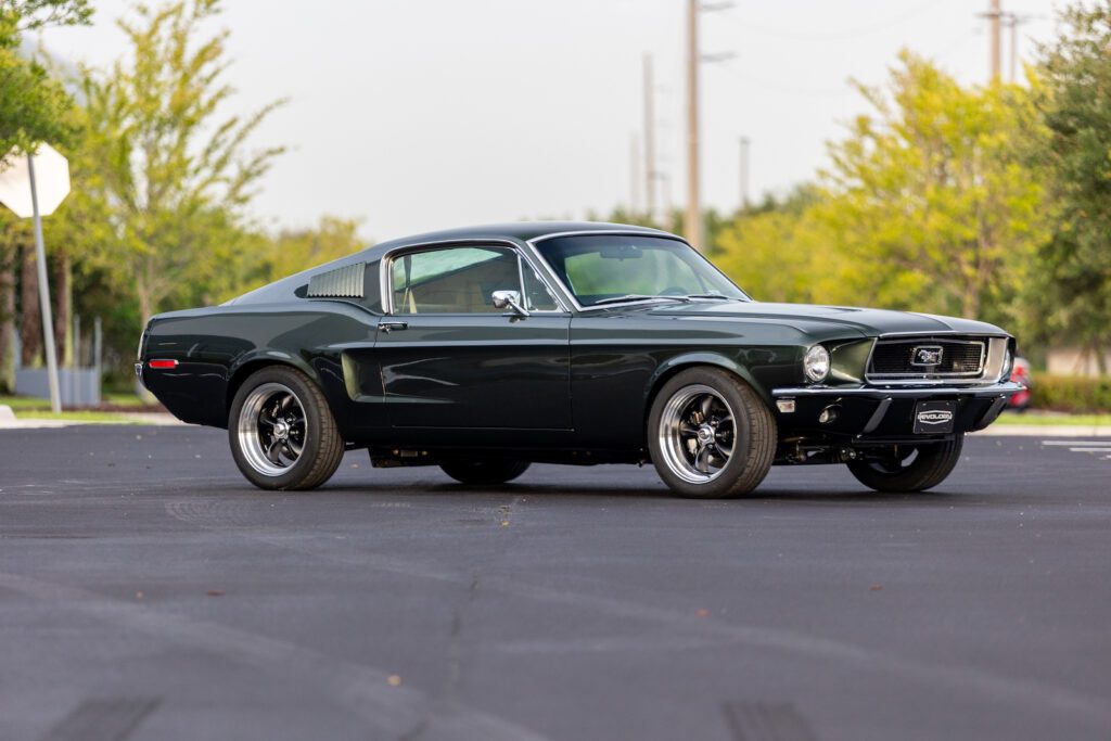 Classic Ford Mustangs: Revology Cars Registry