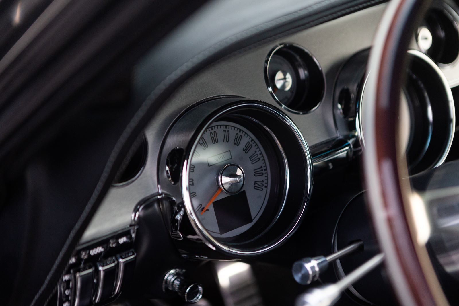 1967-revology-shelby-gt500-222-35